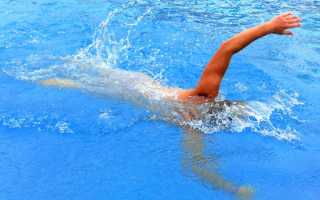 Как научиться плавать взрослому человеку самостоятельно